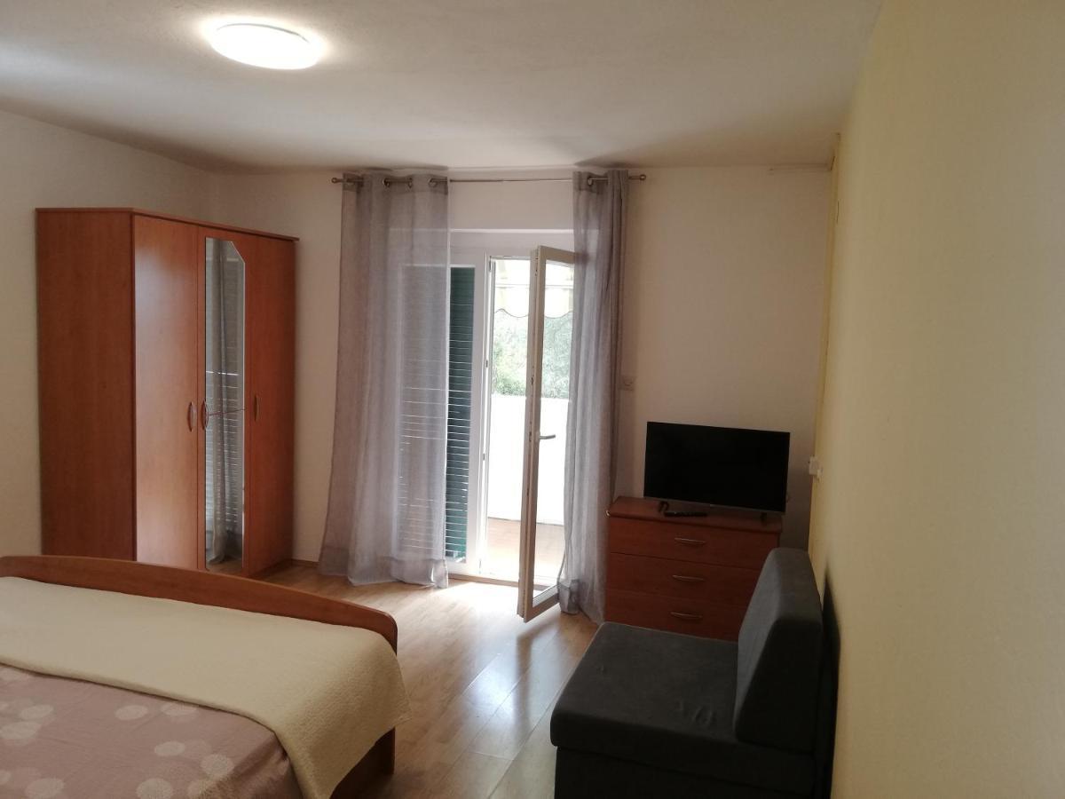 Mitan Apartman Tučepi Exterior foto