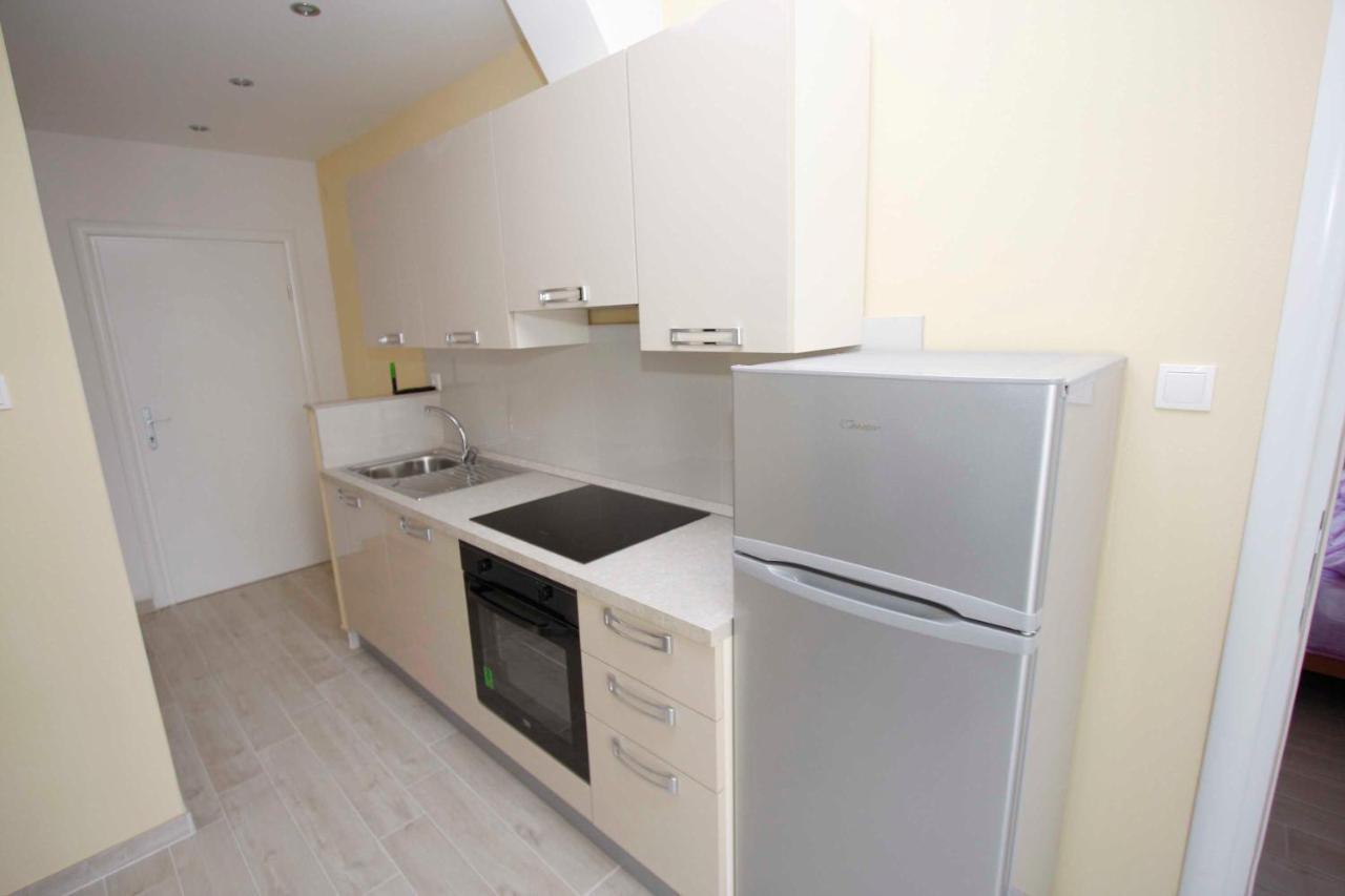 Mitan Apartman Tučepi Exterior foto