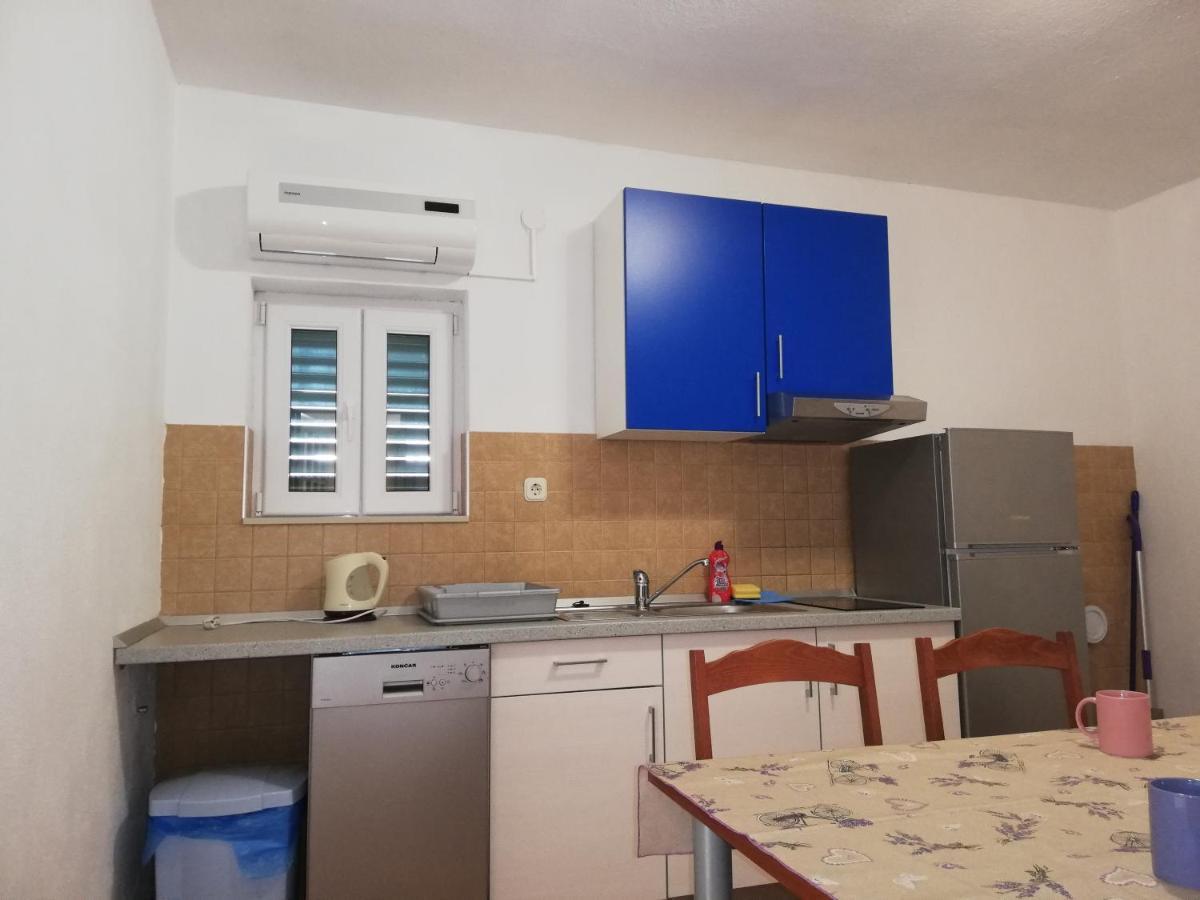Mitan Apartman Tučepi Exterior foto