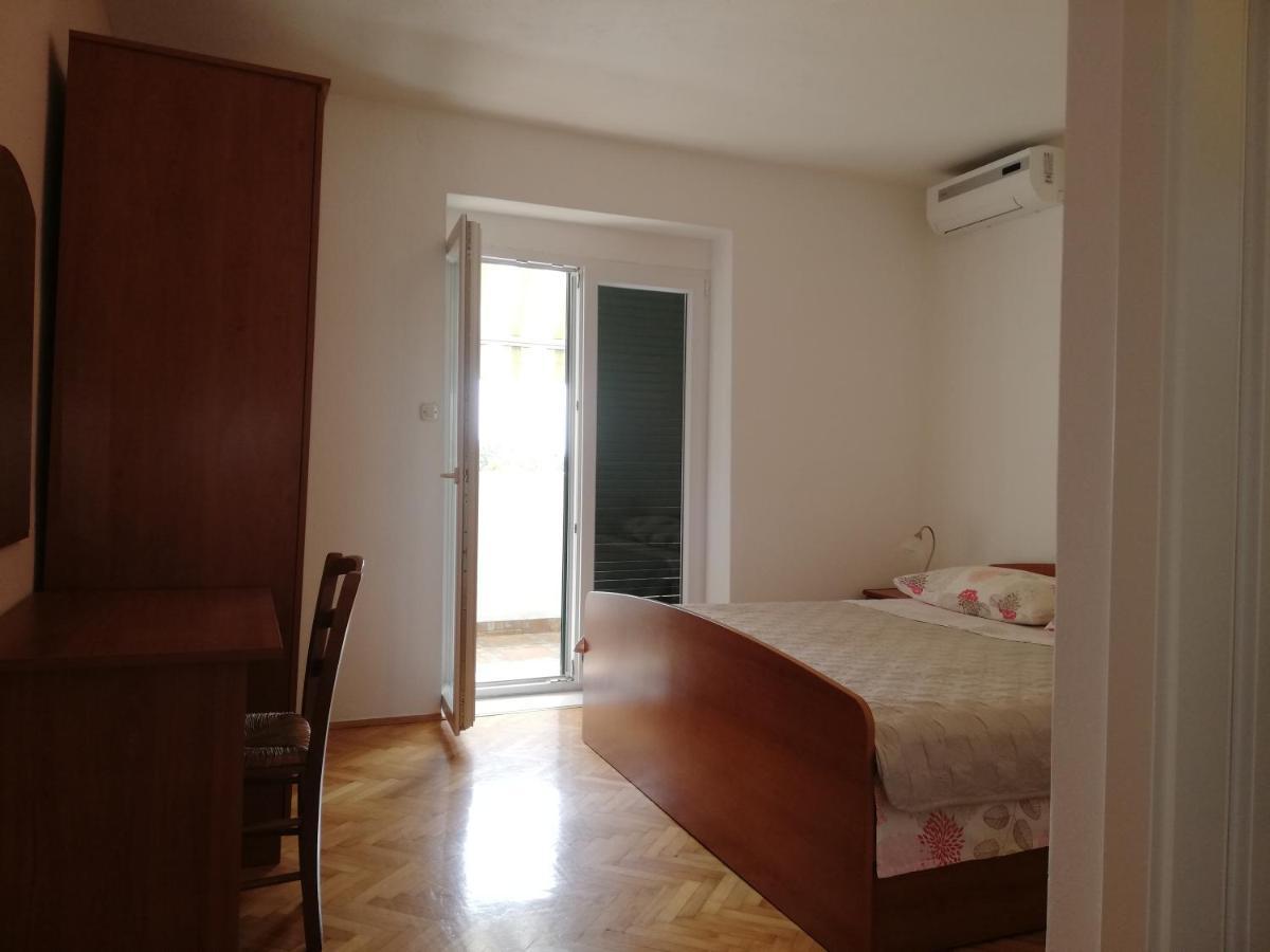 Mitan Apartman Tučepi Exterior foto