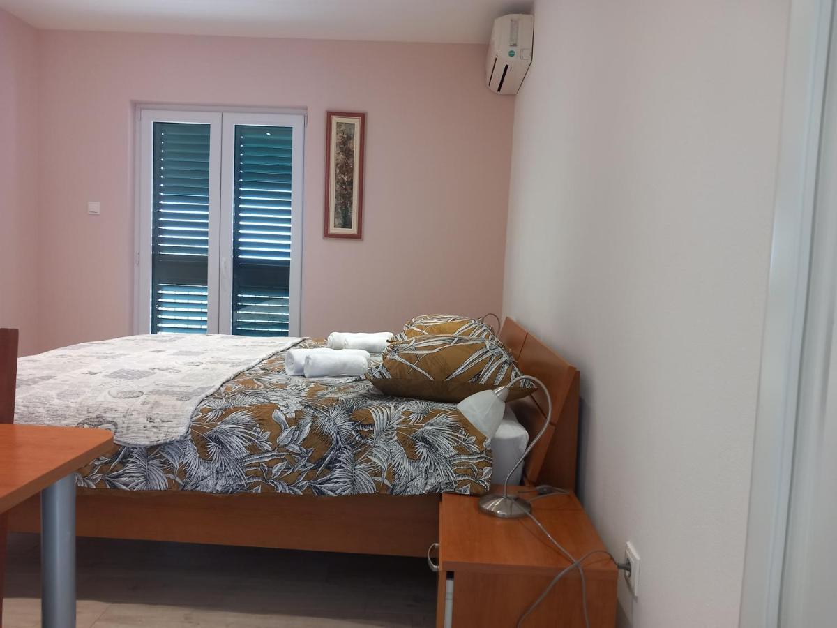 Mitan Apartman Tučepi Exterior foto