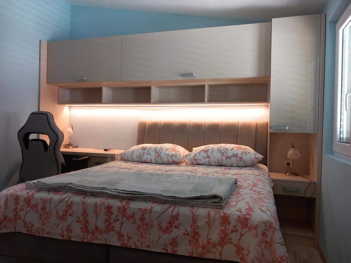 Mitan Apartman Tučepi Exterior foto