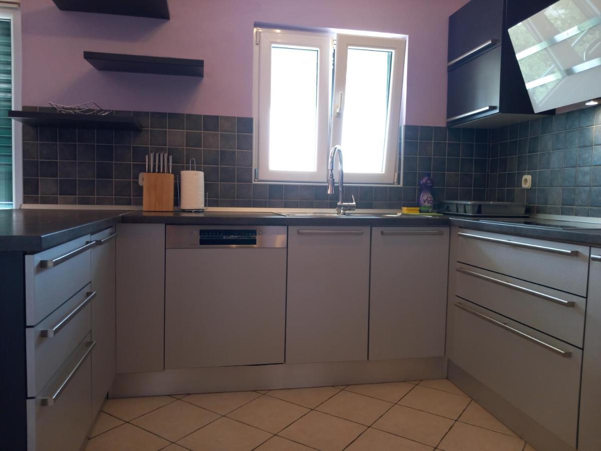 Mitan Apartman Tučepi Exterior foto