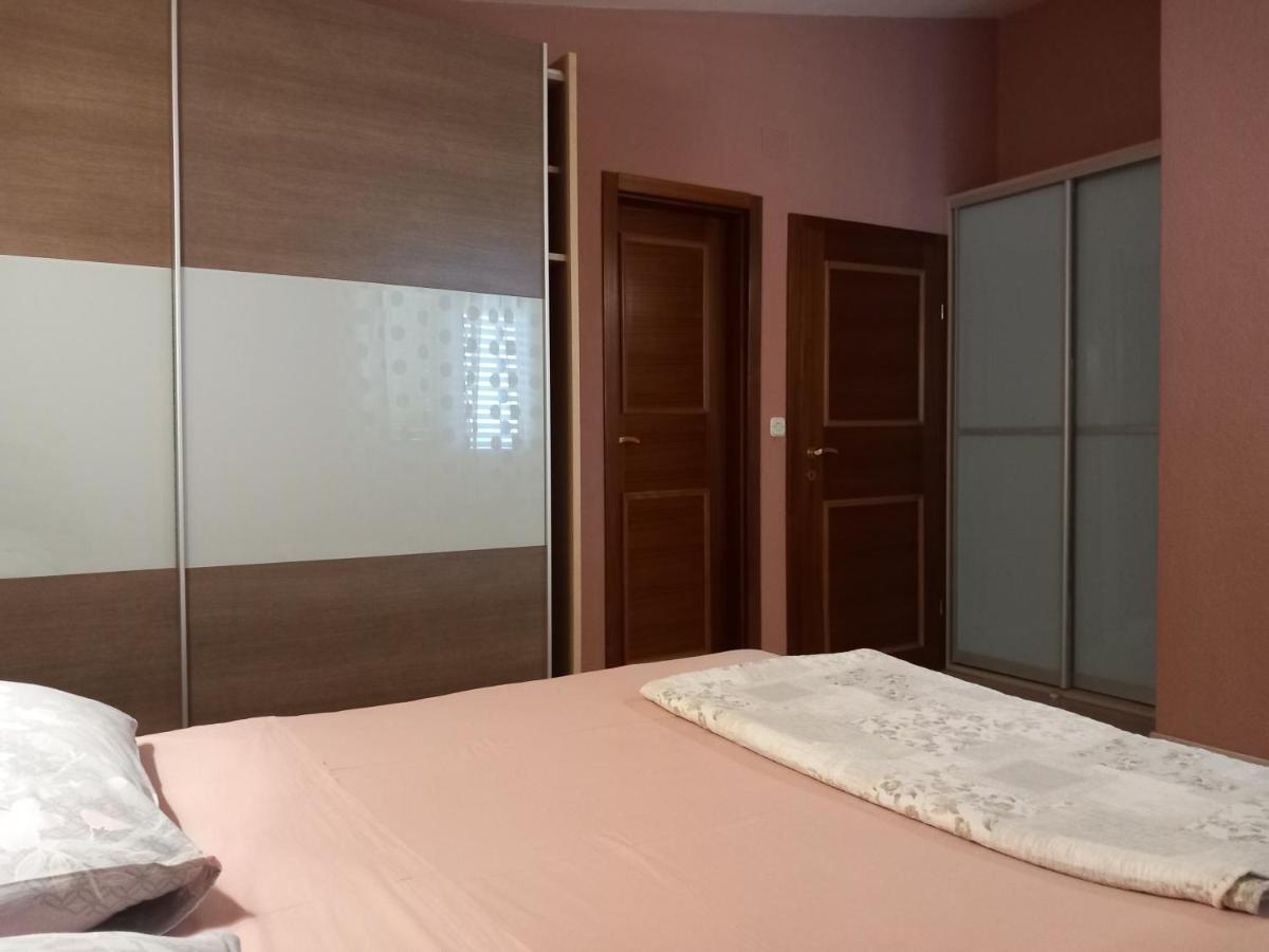 Mitan Apartman Tučepi Exterior foto