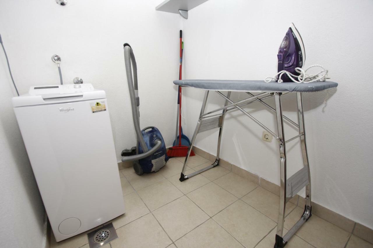 Mitan Apartman Tučepi Exterior foto